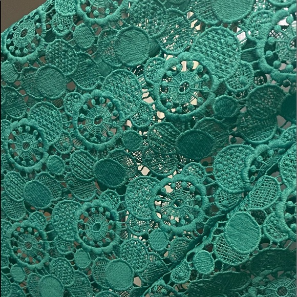 ✨BRAND NEW✨ PLUS SIZE GREEN LACE JUMPSUIT 2X - Picture 3 of 5